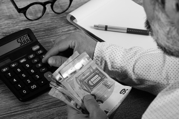 Créditos para Reunificar Deudas · Asesoría Financiera / Asesores de Préstamos Prádena del Rincón